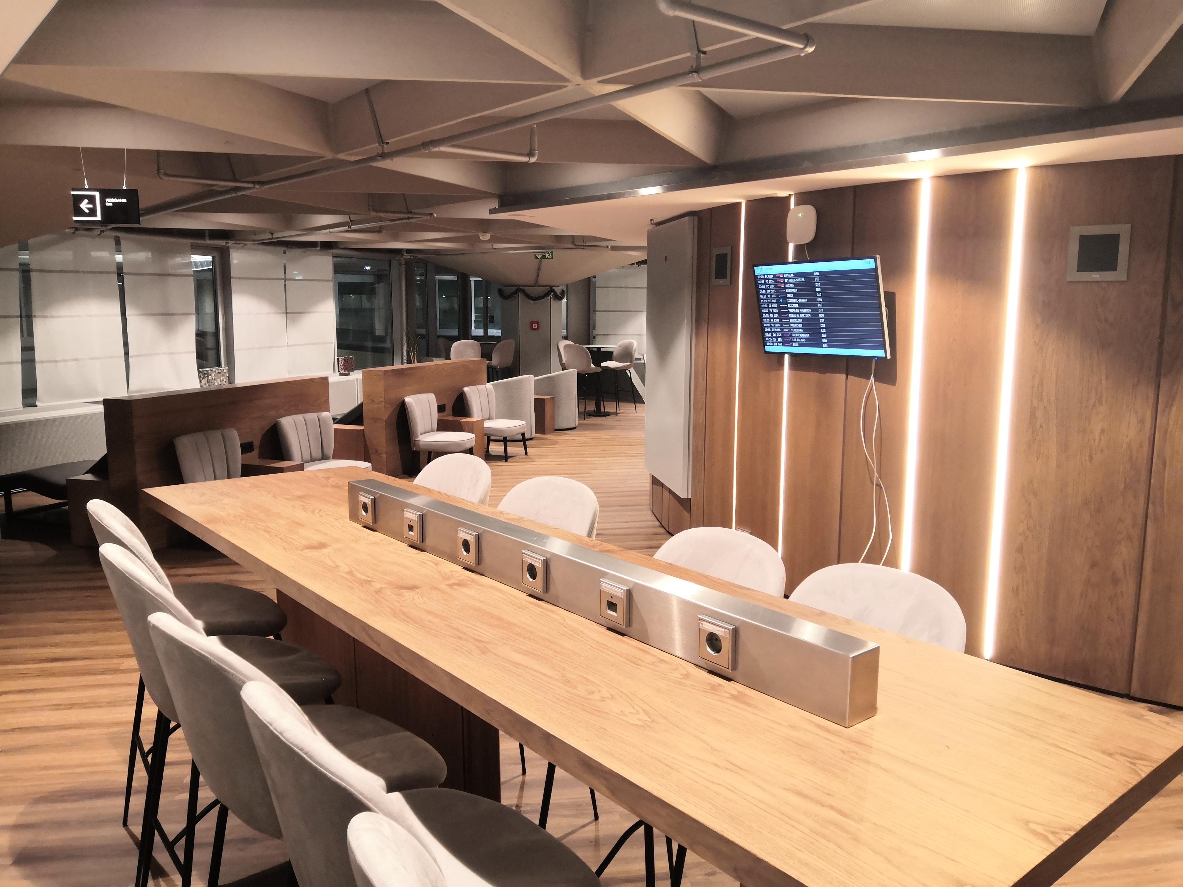 The Lounge Koeln-Bonn, Cologne/Bonn International, Germany The Lounge Koeln-Bonn, Cologne/Bonn International, Germany