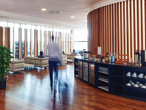 Calpe Lounge, Gibraltar International Calpe Lounge, Gibraltar International