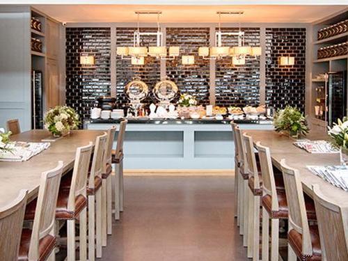 The Coral Executive Lounge, Phuket International, Thailand The Coral Executive Lounge, Phuket International, Thailand