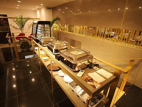 Majestic Lounge_Karachi_Pakistan Majestic Lounge_Karachi_Pakistan