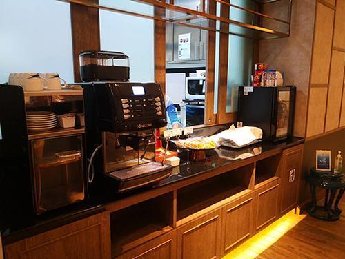 Bangkok Airways Blue Ribbon Lounge_Phuket Intl_Thailand Bangkok Airways Blue Ribbon Lounge_Phuket Intl_Thailand