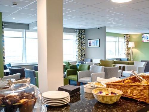 The Executive Lounge, Exeter The Executive Lounge, Exeter