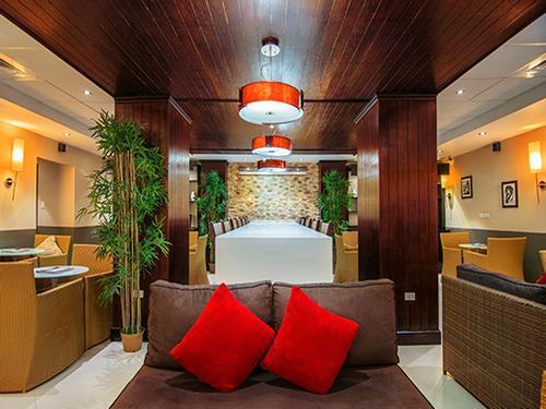 Club Mobay Arrivals Lounge, Montego Bay Sangster International Club Mobay Arrivals Lounge, Montego Bay Sangster International