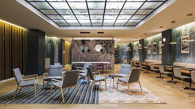 Main Image Main Image