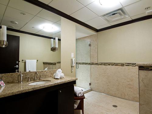 Minute Suites, Dallas TX - DFW International Minute Suites, Dallas TX - DFW International