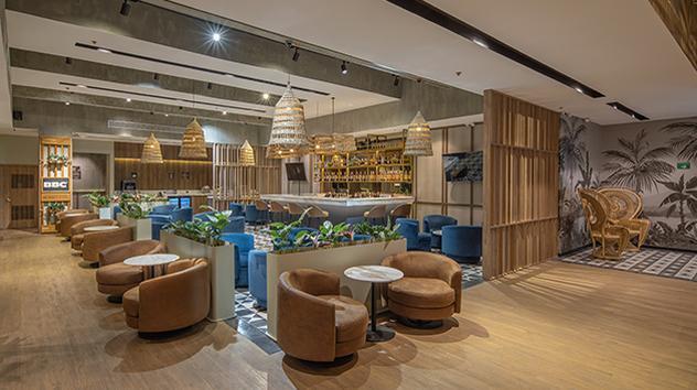 Main Image Main Image