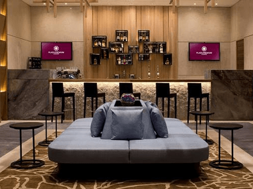 Main Image Main Image