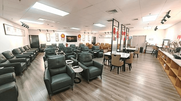 Main Image Main Image