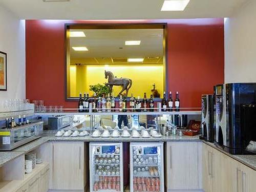 Salones VIP Pacific Club, Santiago Intl Salones VIP Pacific Club, Santiago Intl