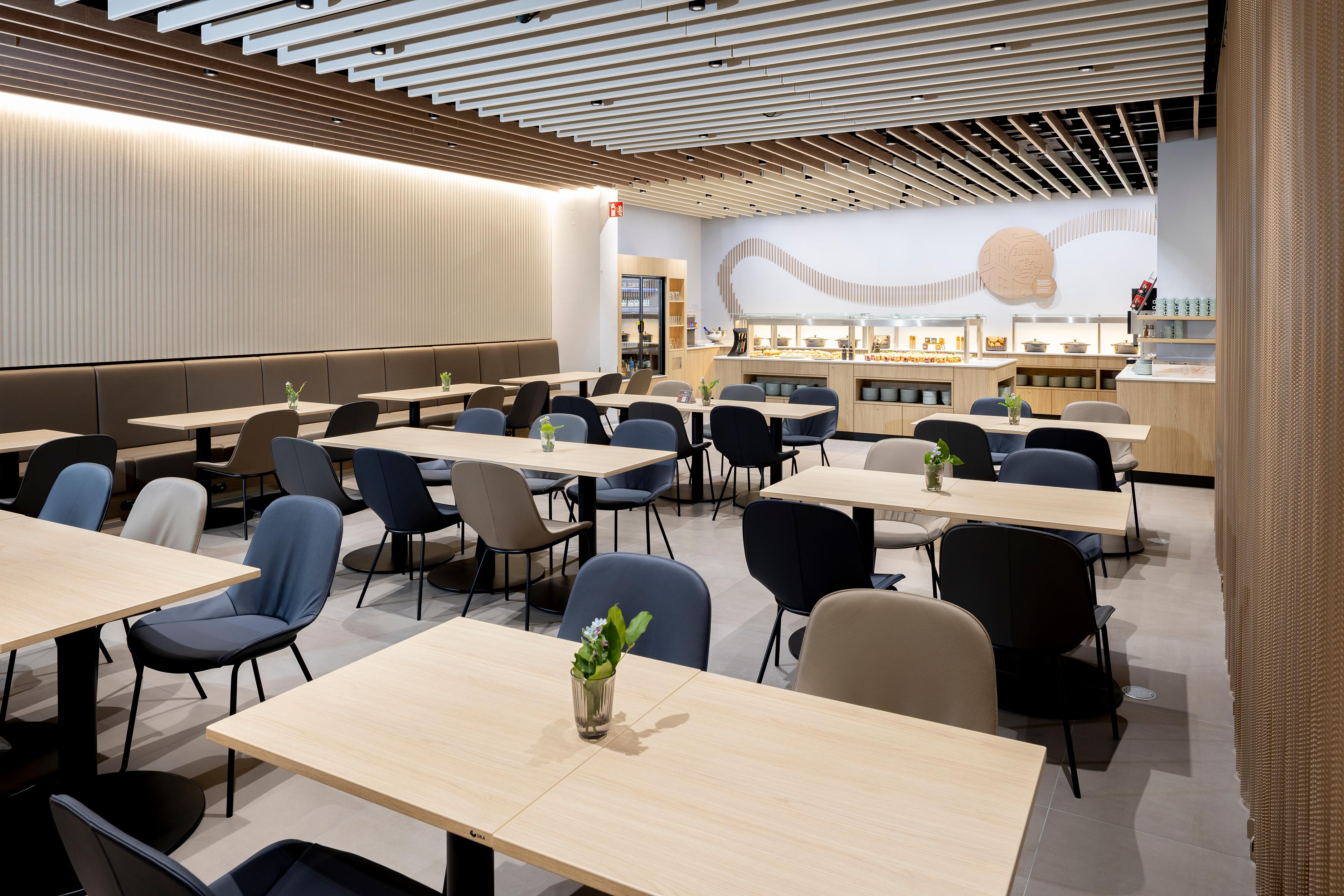 DUS Rhein Lounge, Düsseldorf, Germany DUS Rhein Lounge, Düsseldorf, Germany