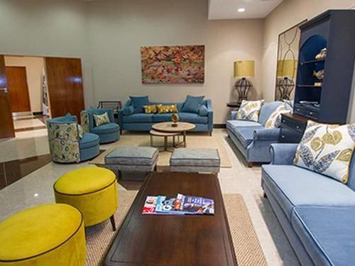 Makuwa Lounge, Victoria Falls Intl, Zimbabwe Makuwa Lounge, Victoria Falls Intl, Zimbabwe