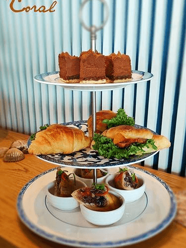 The Coral Executive Lounge, Phuket International, Thailand The Coral Executive Lounge, Phuket International, Thailand