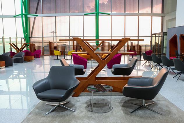 Main Image Main Image