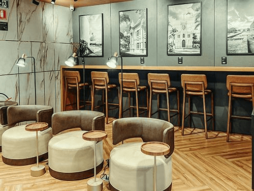 Main Image Main Image