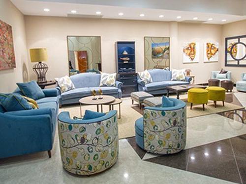 Makuwa Lounge, Victoria Falls Intl, Zimbabwe Makuwa Lounge, Victoria Falls Intl, Zimbabwe